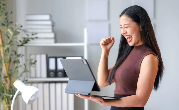 OUR PRESENTATION WRITING COURSE SAVES MORE THAN TIME